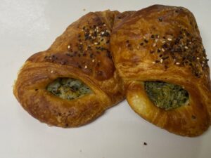 Spinach and feta croissant