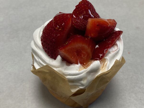 Try Potomac Sweets' Strawberry and Cream cupcakes! Order online!
