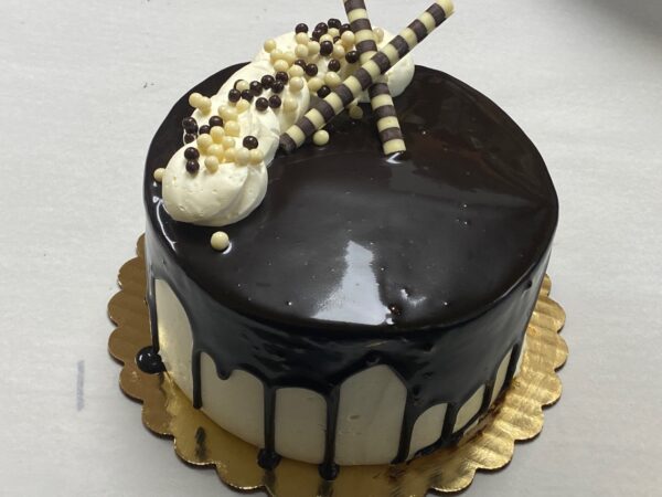 Try Potomac Sweet's black and white cake. Order online now!