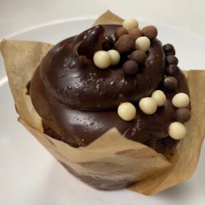 Try Potomac Sweets' chocolate fudge cupcakes! Order online!