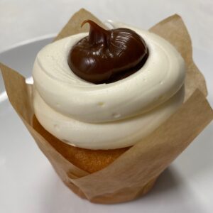 Try Potomac Sweets' vanilla caramel cupcakes! Order online!